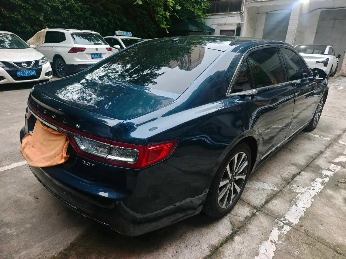 2017 Lincoln Continental 2.0T 261HP L4 6AT,autocango,china used car exporter,china ev exporter,chinese used car exporter,chinese used ev exporter