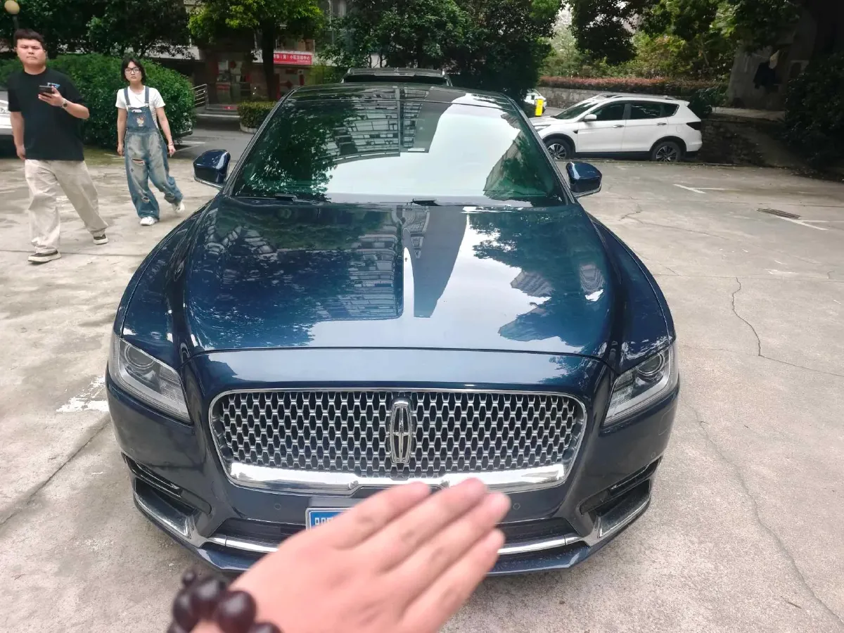 2017 Lincoln Continental 2.0T 261HP L4 6AT,autocango,china used car exporter,china ev exporter,chinese used car exporter,chinese used ev exporter