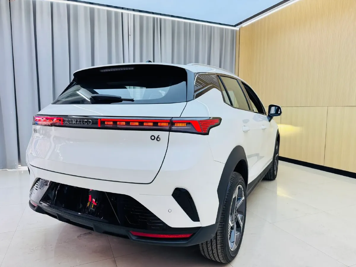 2025 LYNK&CO 06 1.5T 181HP L4 7DCT,autocango,china used car exporter,china ev exporter,chinese used car exporter,chinese used ev exporter