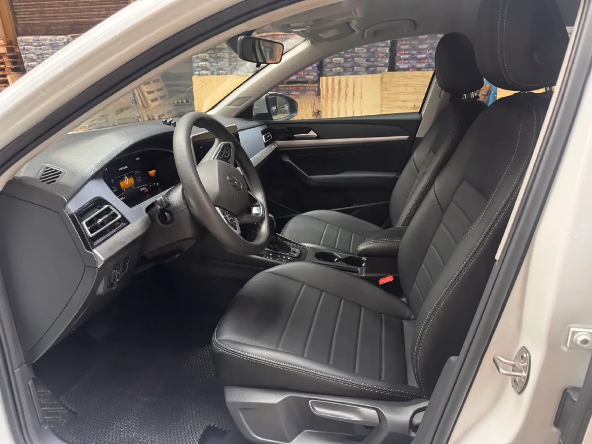 2023 Volkswagen Lavida 1.5L 110HP L4 6AT,autocango,china used car exporter,china ev exporter,chinese used car exporter,chinese used ev exporter