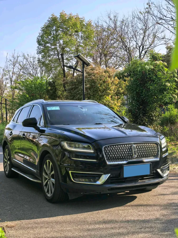 2019 Lincoln Nautilus 2.0T 235HP L4 8AT,autocango,china used car exporter,china ev exporter,chinese used car exporter,chinese used ev exporter