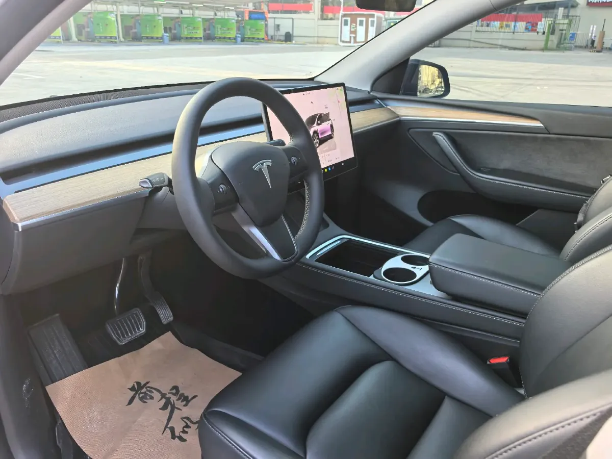2022 Tesla Model Y BEV 60KWH,autocango,china used car exporter,china ev exporter,chinese used car exporter,chinese used ev exporter
