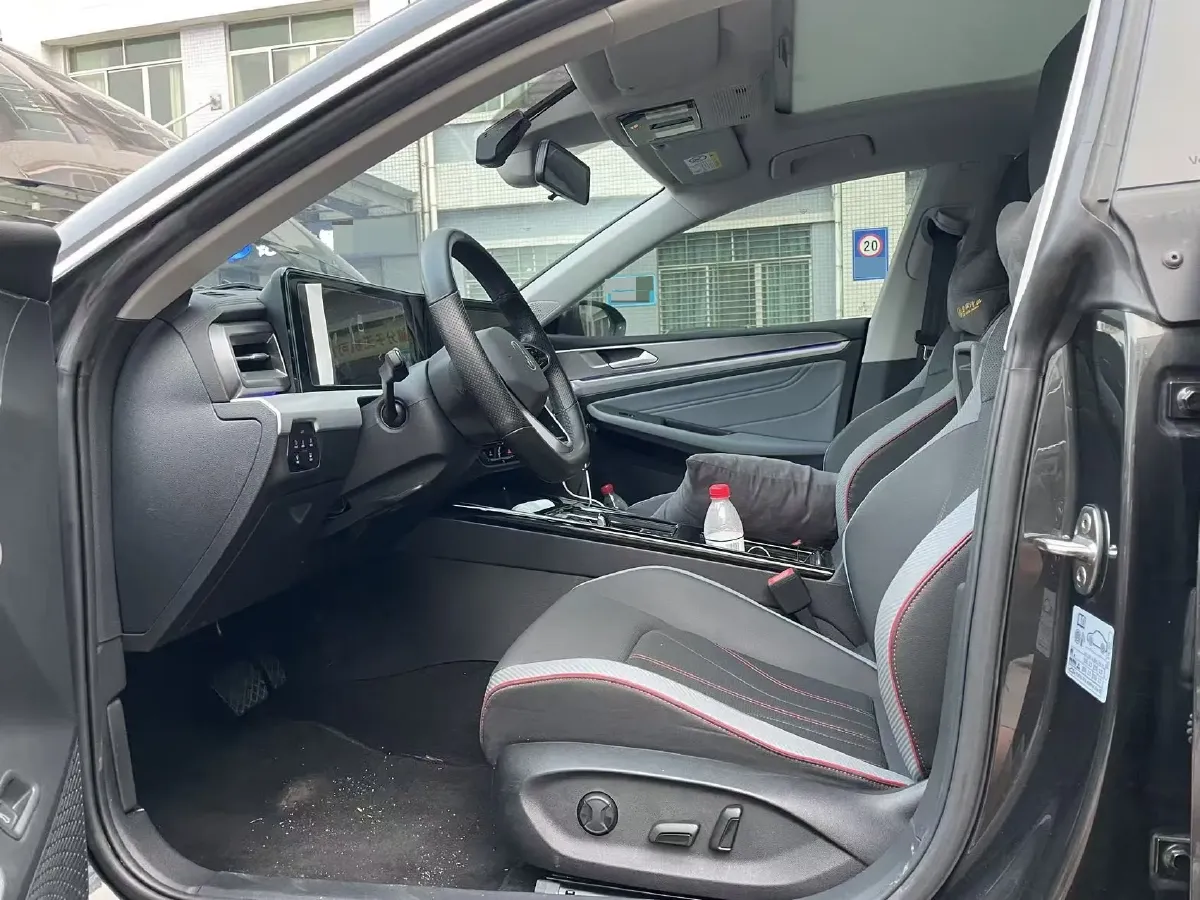 2023 Volkswagen Lamando 1.4T 150HP L4 7DCT,autocango,china used car exporter,china ev exporter,chinese used car exporter,chinese used ev exporter