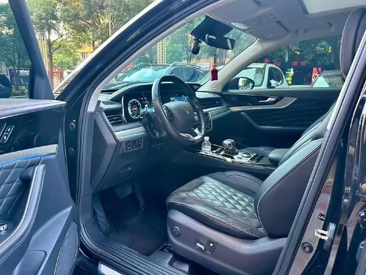 2019 HongQi HS5 2.0T 224HP L4 6AT,autocango,china used car exporter,china ev exporter,chinese used car exporter,chinese used ev exporter