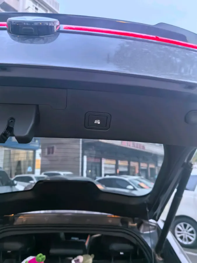 2022 ChangAn UNI-V 1.5T 188HP L4 7DCT,autocango,china used car exporter,china ev exporter,chinese used car exporter,chinese used ev exporter