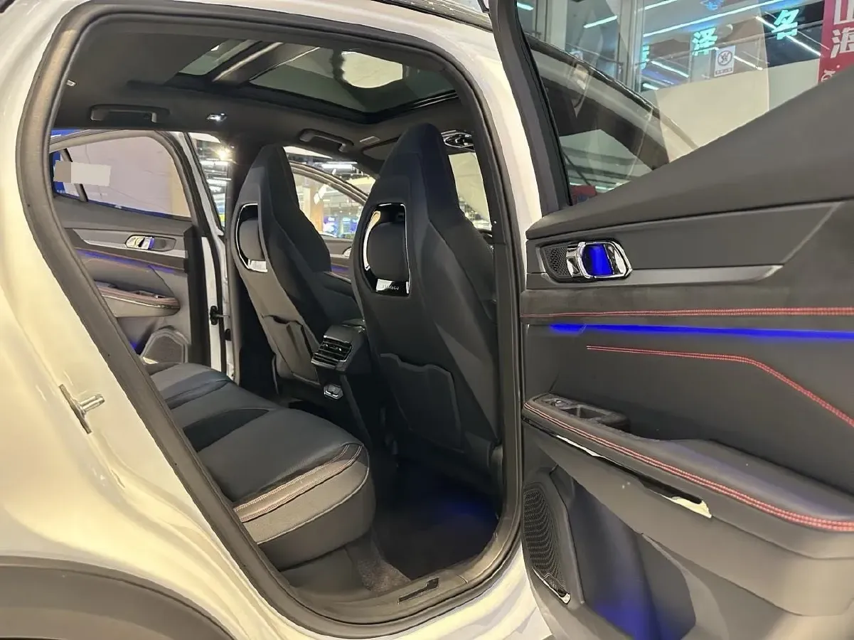 2020 LYNK&CO 05 2.0T 254HP L4 8AT,autocango,china used car exporter,china ev exporter,chinese used car exporter,chinese used ev exporter