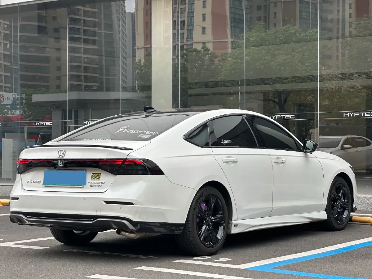 2023 Honda Accord 2.0L 148HP L4 E-CVT PHEV 17.7KWH,autocango,china used car exporter,china ev exporter,chinese used car exporter,chinese used ev exporter