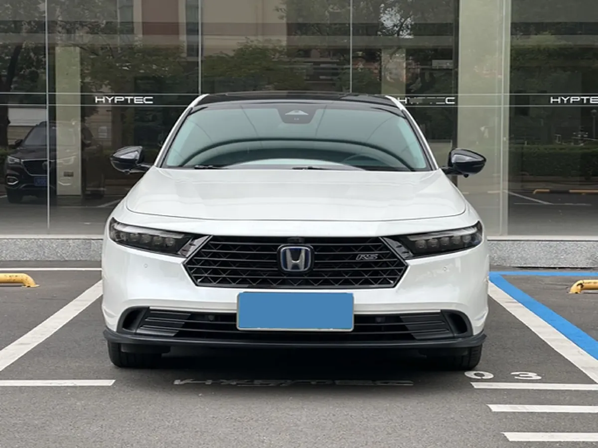 2023 Honda Accord 2.0L 148HP L4 E-CVT PHEV 17.7KWH,autocango,china used car exporter,china ev exporter,chinese used car exporter,chinese used ev exporter