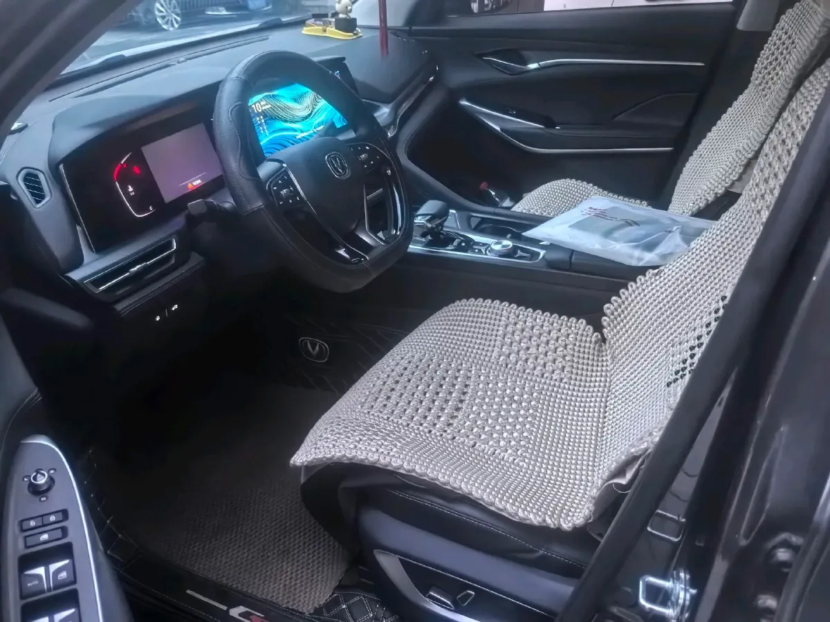 2021 ChangAn CS75 Plus 1.5T 178HP L4 6AT,autocango,china used car exporter,china ev exporter,chinese used car exporter,chinese used ev exporter