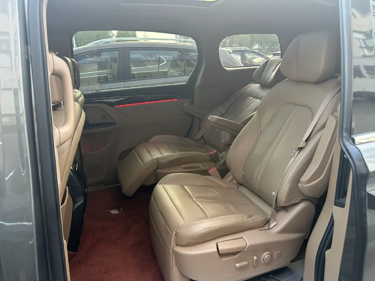 2018 Buick GL8 2.0T 260HP L4 6AT,autocango,china used car exporter,china ev exporter,chinese used car exporter,chinese used ev exporter