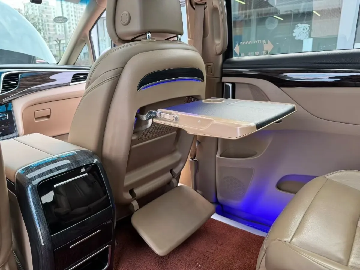 2018 Buick GL8 2.0T 260HP L4 6AT,autocango,china used car exporter,china ev exporter,chinese used car exporter,chinese used ev exporter