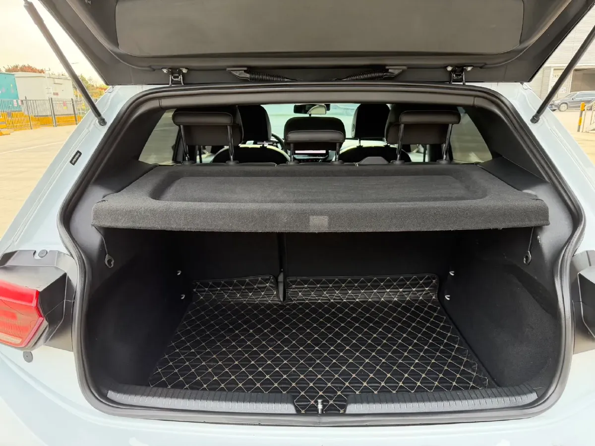 2023 Volkswagen ID.3 BEV 52.8KWH,autocango,china used car exporter,china ev exporter,chinese used car exporter,chinese used ev exporter