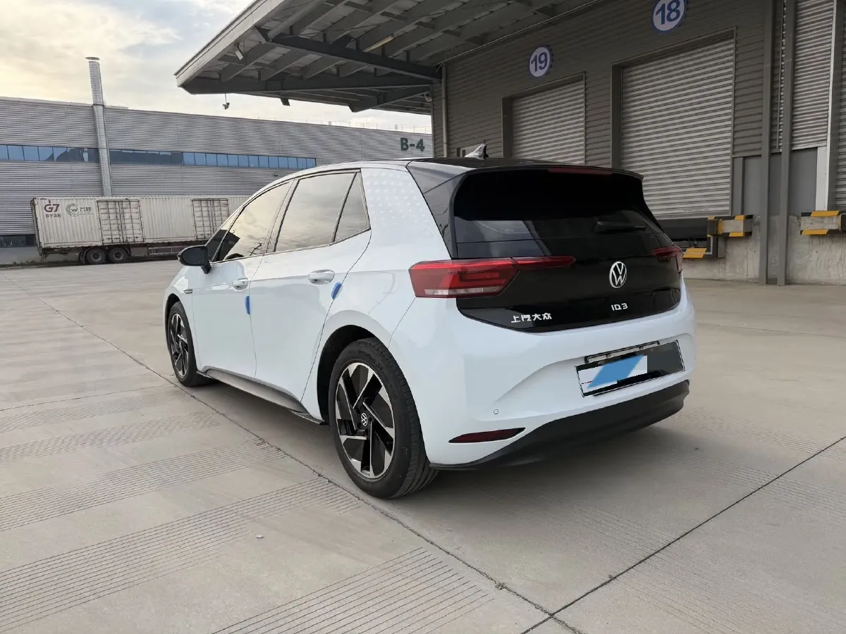 2023 Volkswagen ID.3 BEV 52.8KWH,autocango,china used car exporter,china ev exporter,chinese used car exporter,chinese used ev exporter