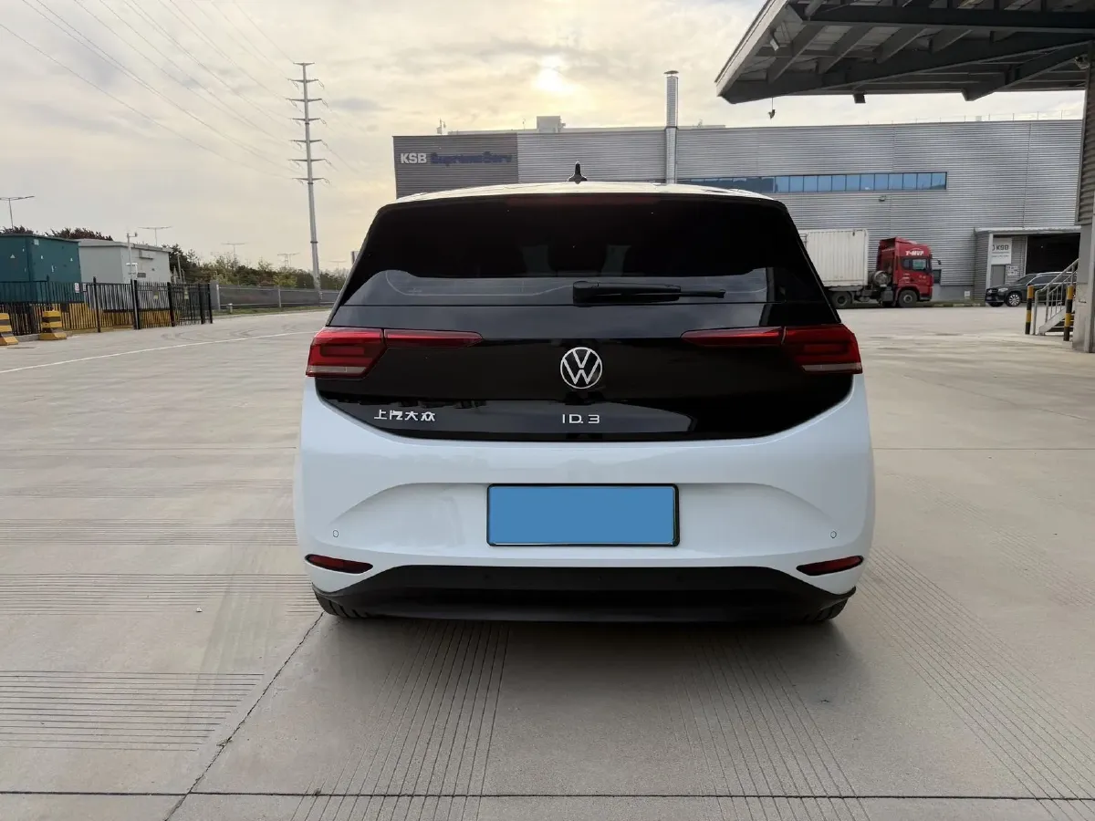 2023 Volkswagen ID.3 BEV 52.8KWH,autocango,china used car exporter,china ev exporter,chinese used car exporter,chinese used ev exporter