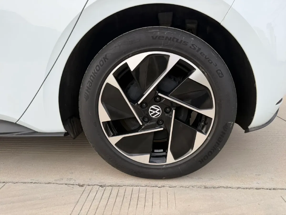 2023 Volkswagen ID.3 BEV 52.8KWH,autocango,china used car exporter,china ev exporter,chinese used car exporter,chinese used ev exporter