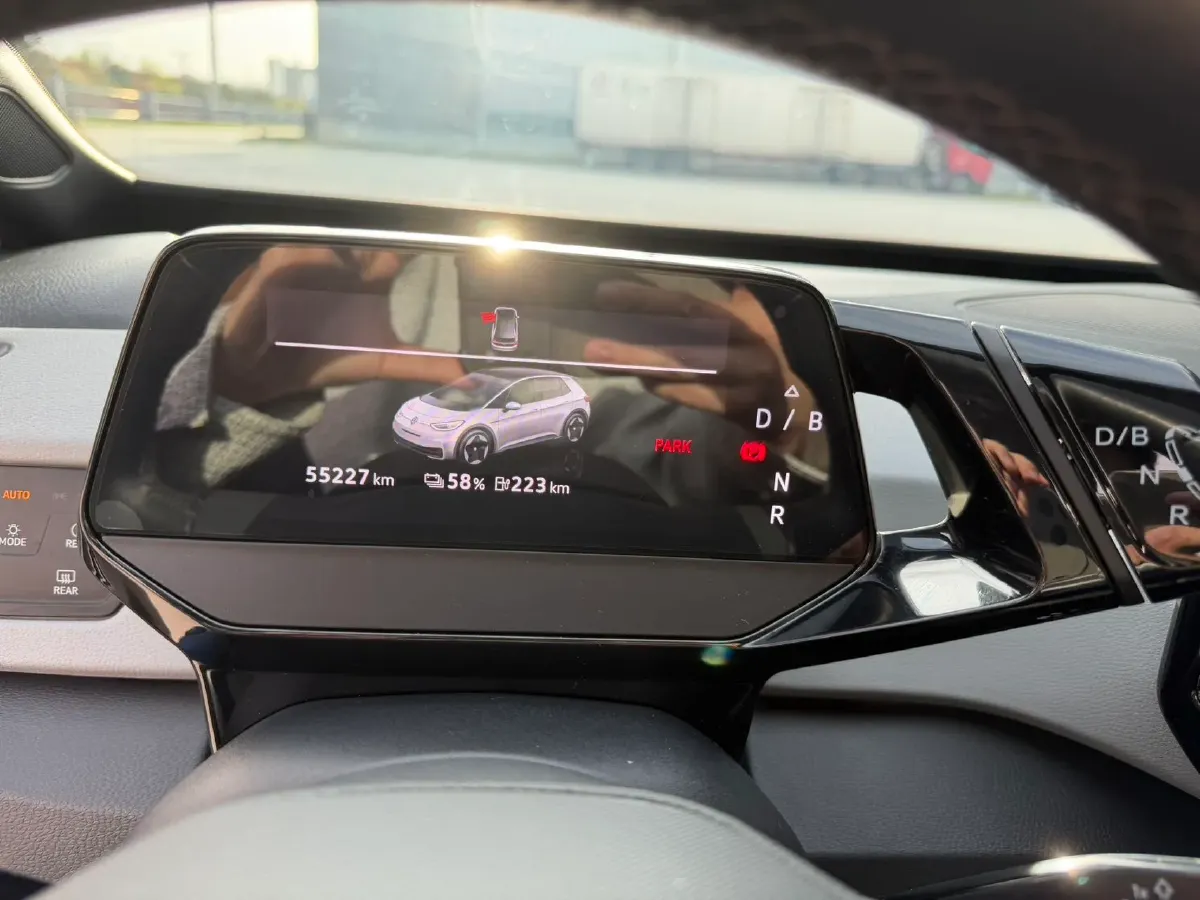 2023 Volkswagen ID.3 BEV 52.8KWH,autocango,china used car exporter,china ev exporter,chinese used car exporter,chinese used ev exporter