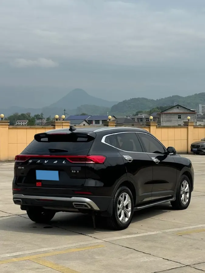 2021 Haval H6 1.5T 169HP L4 7DCT,autocango,china used car exporter,china ev exporter,chinese used car exporter,chinese used ev exporter