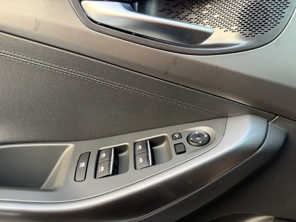 2019 Hyundai La Festa 1.6T 204HP L4 7DCT,autocango,china used car exporter,china ev exporter,chinese used car exporter,chinese used ev exporter