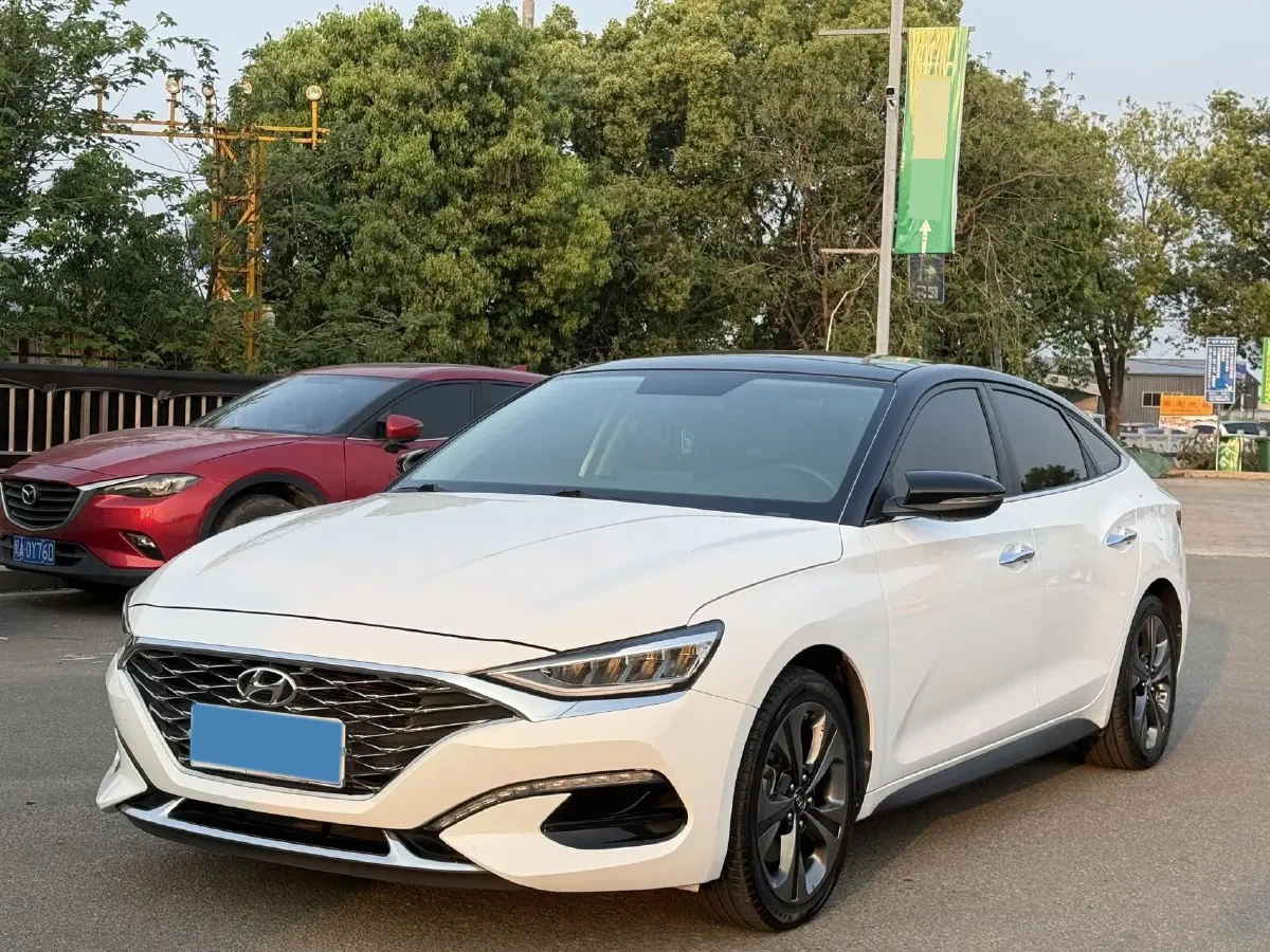 2019 Hyundai La Festa 1.6T 204HP L4 7DCT,autocango,china used car exporter,china ev exporter,chinese used car exporter,chinese used ev exporter