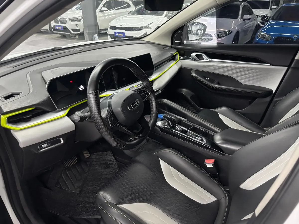 2022 Geely Coolray 1.5T 181HP L4 7DCT,autocango,china used car exporter,china ev exporter,chinese used car exporter,chinese used ev exporter