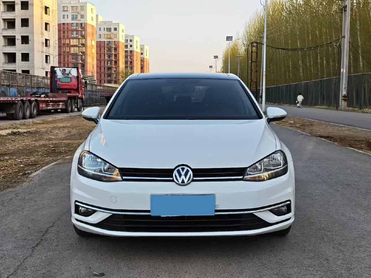 2018 Volkswagen Golf 1.6L 110HP L4 6AT,autocango,china used car exporter,china ev exporter,chinese used car exporter,chinese used ev exporter