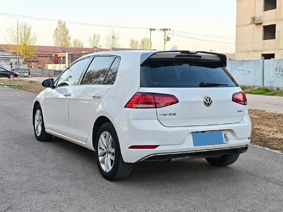 2018 Volkswagen Golf 1.6L 110HP L4 6AT,autocango,china used car exporter,china ev exporter,chinese used car exporter,chinese used ev exporter