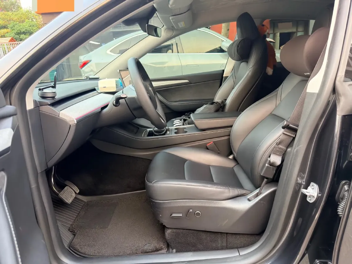 2024 Iveco OuSheng BEV 77.28KWH,autocango,china used car exporter,china ev exporter,chinese used car exporter,chinese used ev exporter