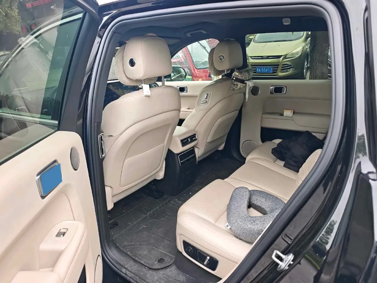 2023 Li L7 Range Extended 154HP REEV 40.9KWH,autocango,china used car exporter,china ev exporter,chinese used car exporter,chinese used ev exporter