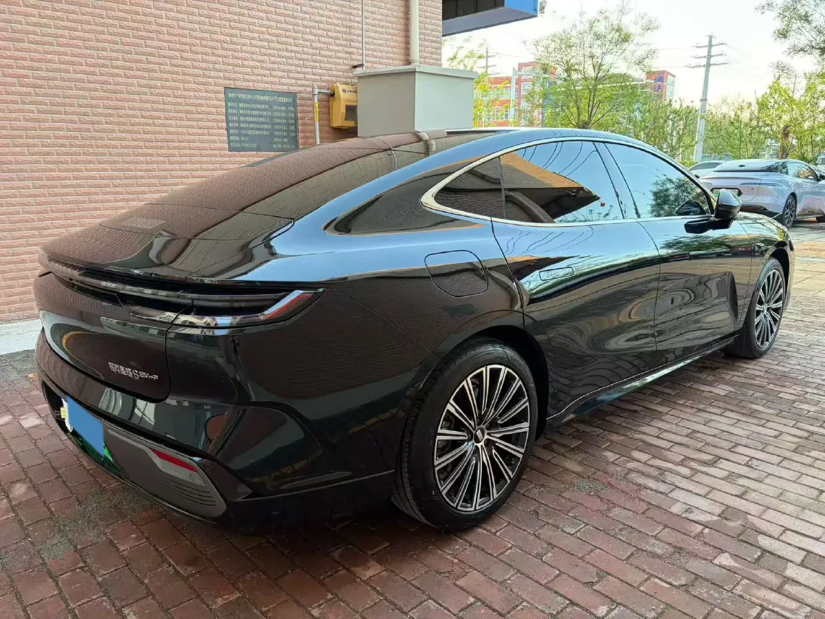 2025 Geely Galaxy Starshine 8 1.5T 163HP L4 3DHT PHEV 27.69KWH,autocango,china used car exporter,china ev exporter,chinese used car exporter,chinese used ev exporter