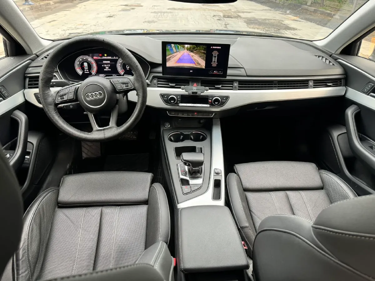 2022 Audi A4L 2.0T 190HP L4 7DCT,autocango,china used car exporter,china ev exporter,chinese used car exporter,chinese used ev exporter