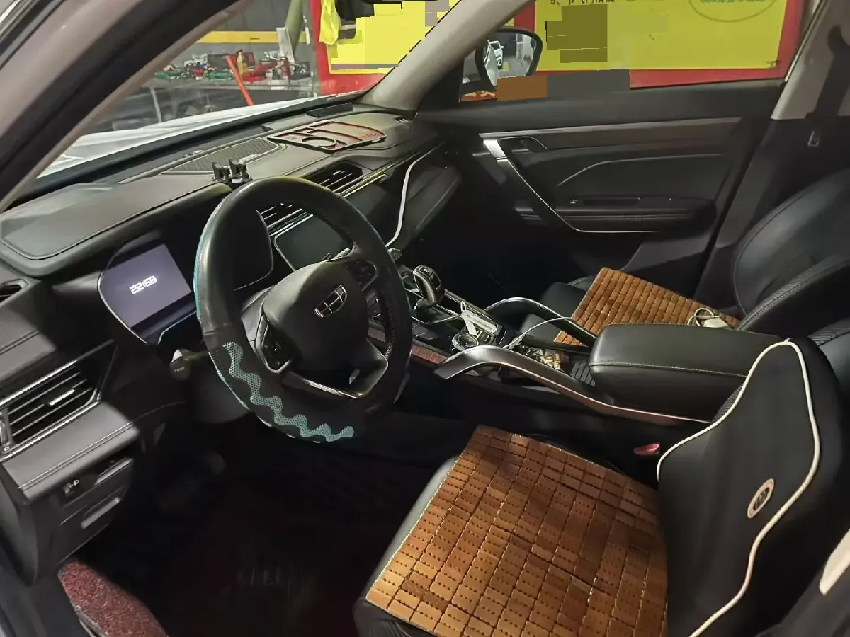 2020 Geely Azkarra 1.8T 184HP L4 7DCT,autocango,china used car exporter,china ev exporter,chinese used car exporter,chinese used ev exporter