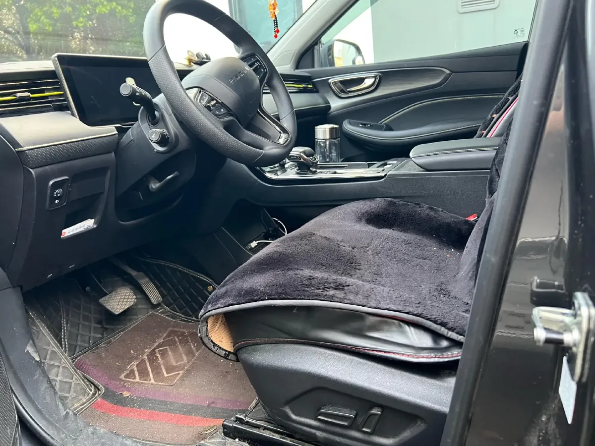 2021 Roewe RX5 1.5T 181HP L4 7DCT,autocango,china used car exporter,china ev exporter,chinese used car exporter,chinese used ev exporter