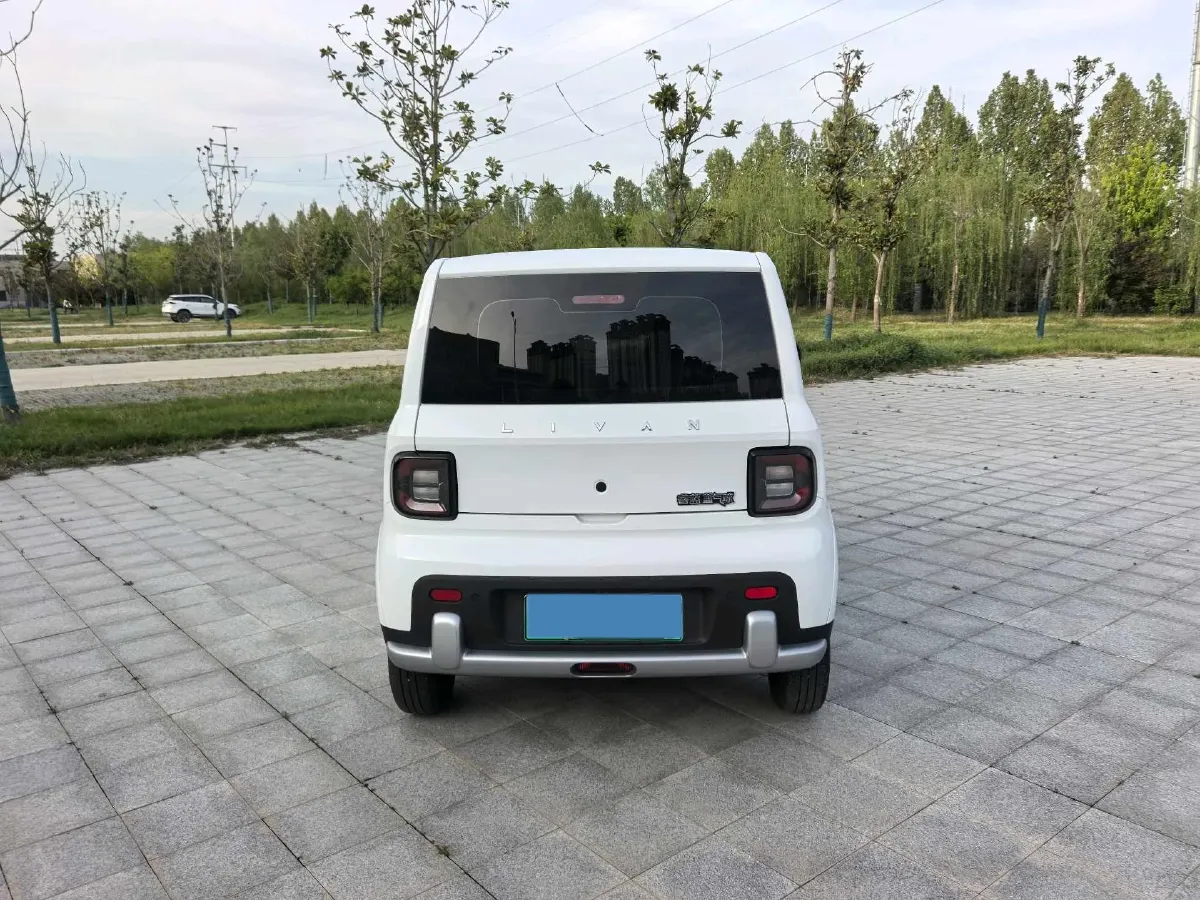 2025 Geely Lanqiqiu BEV,autocango,china used car exporter,china ev exporter,chinese used car exporter,chinese used ev exporter