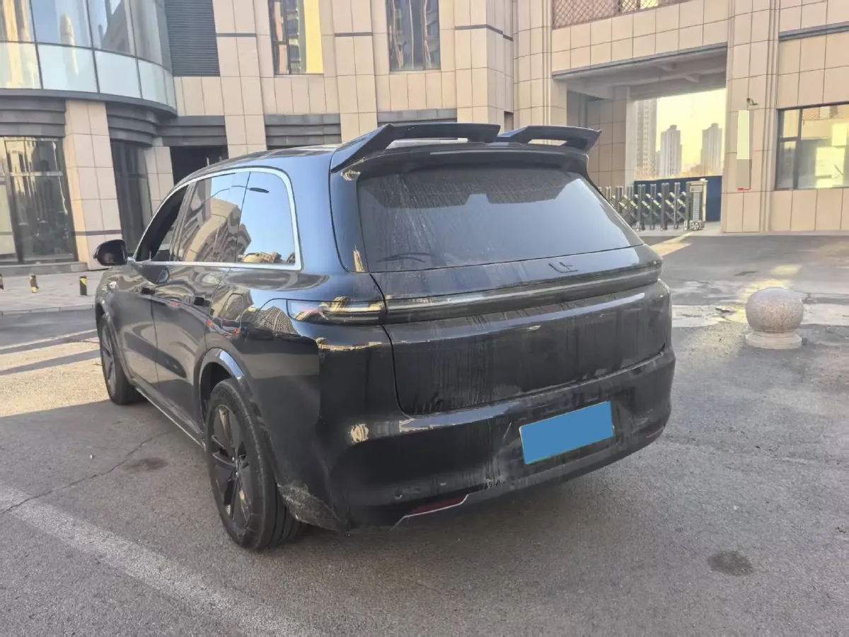 2024 Volvo S60 2.0T 197HP L4 7DCT,autocango,china used car exporter,china ev exporter,chinese used car exporter,chinese used ev exporter