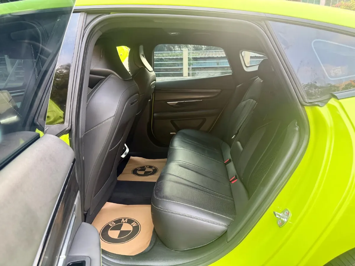 2021 Xpeng P7 BEV 83.1KWH,autocango,china used car exporter,china ev exporter,chinese used car exporter,chinese used ev exporter