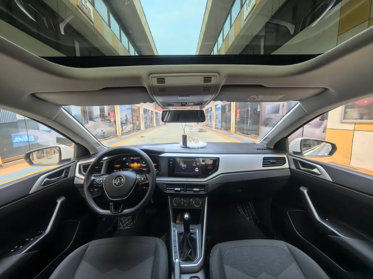 2023 Volkswagen Polo 1.5L 113HP L4 6AT,autocango,china used car exporter,china ev exporter,chinese used car exporter,chinese used ev exporter