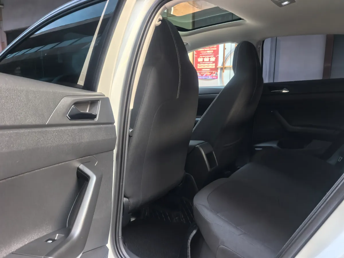 2023 Volkswagen Polo 1.5L 113HP L4 6AT,autocango,china used car exporter,china ev exporter,chinese used car exporter,chinese used ev exporter