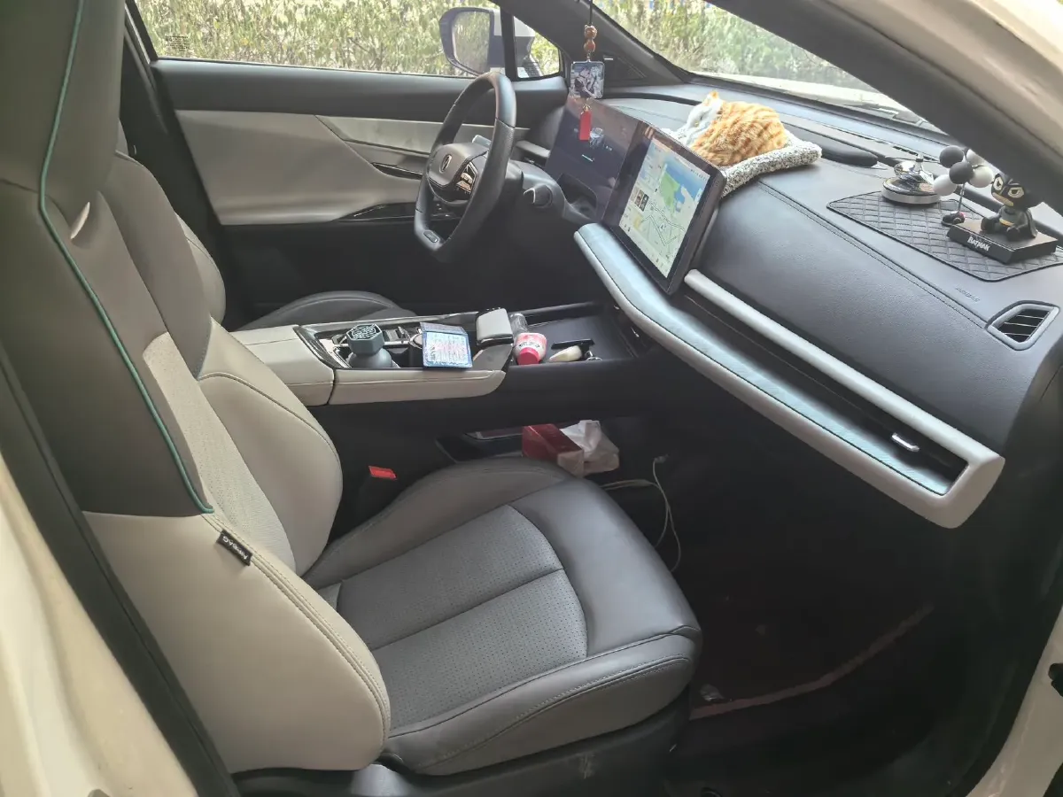 2023 ChangAn UNI-T 1.5T 188HP L4 7DCT,autocango,china used car exporter,china ev exporter,chinese used car exporter,chinese used ev exporter