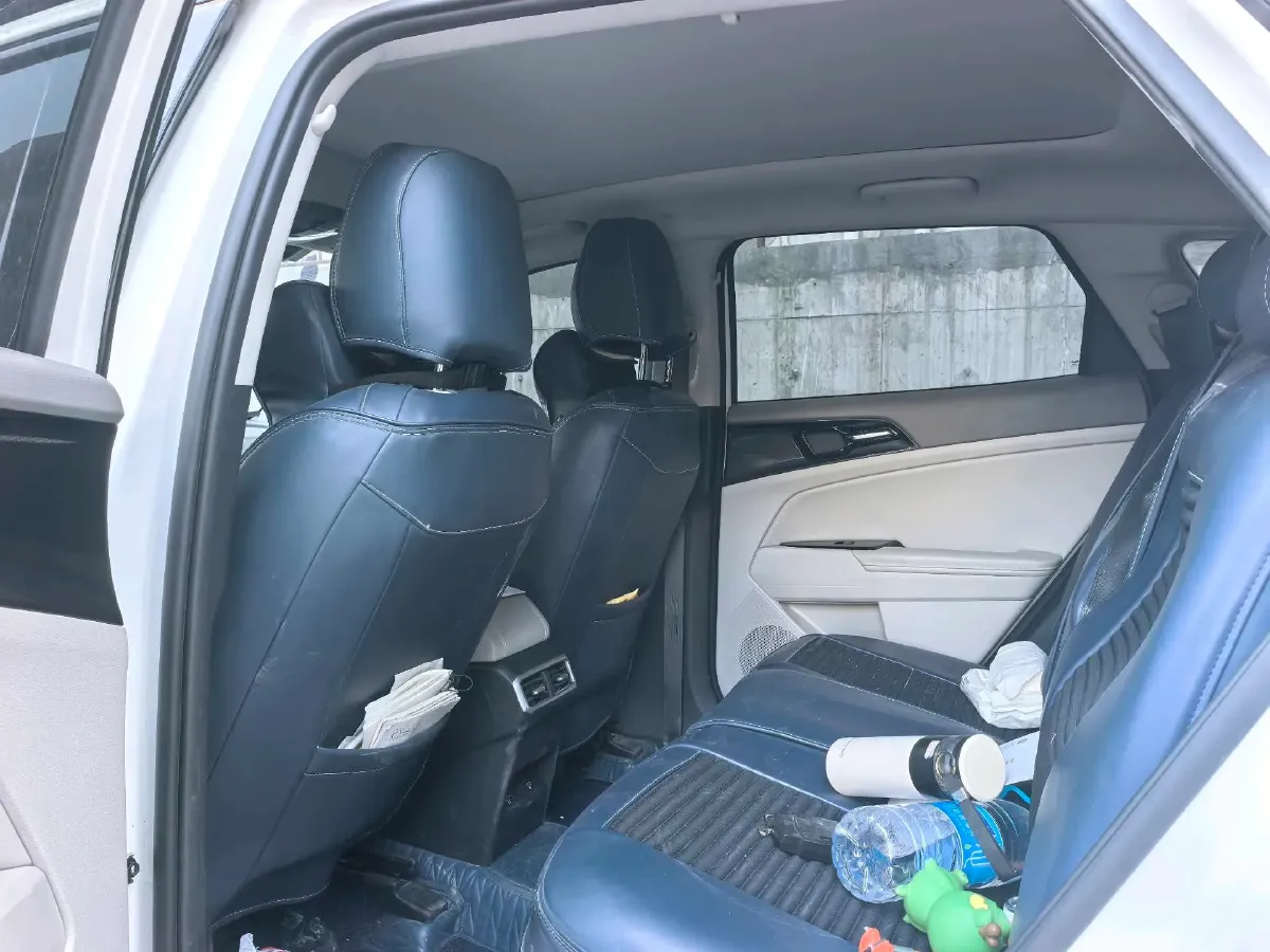 2023 Kia Sportage 1.5T 200HP L4 8AT,autocango,china used car exporter,china ev exporter,chinese used car exporter,chinese used ev exporter