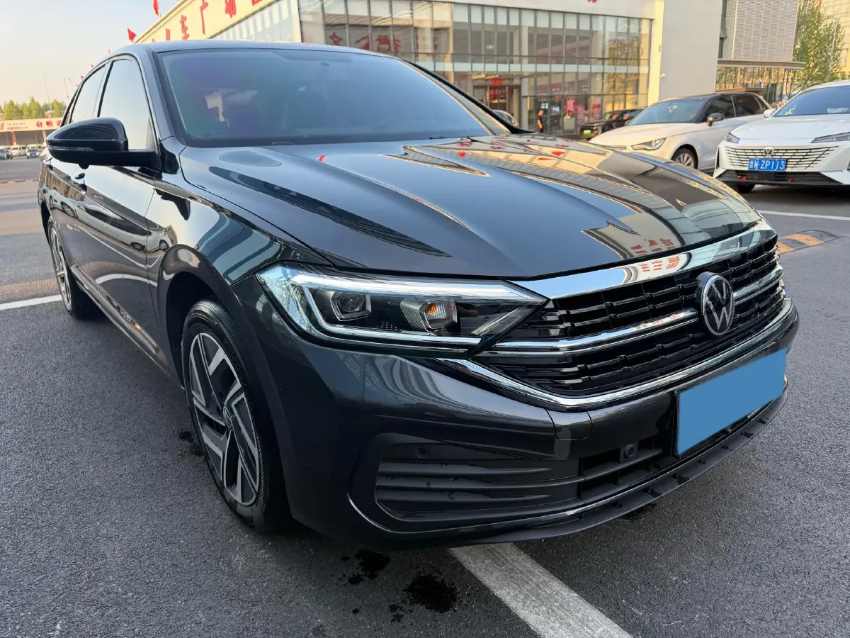 2025 Volkswagen Sagitar 1.5T 160HP L4 7DCT,autocango,china used car exporter,china ev exporter,chinese used car exporter,chinese used ev exporter