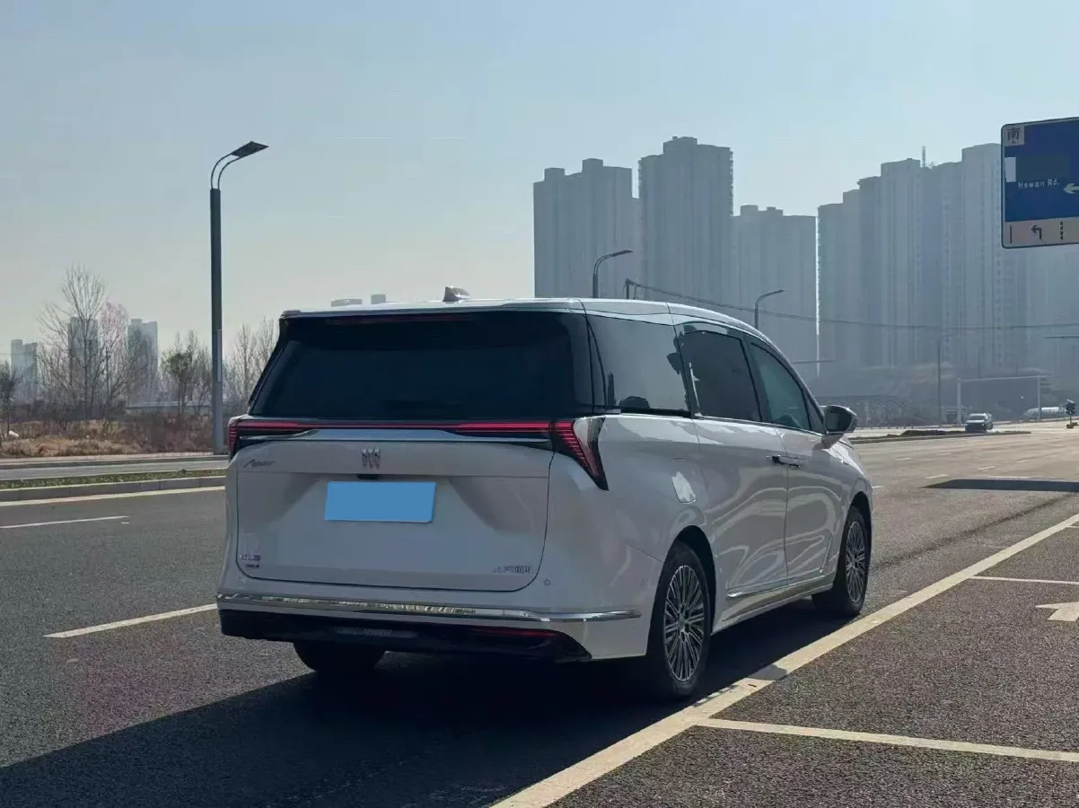 2024 Buick GL8 1.5T 180HP L4 2DHT PHEV 24.4KWH,autocango,china used car exporter,china ev exporter,chinese used car exporter,chinese used ev exporter