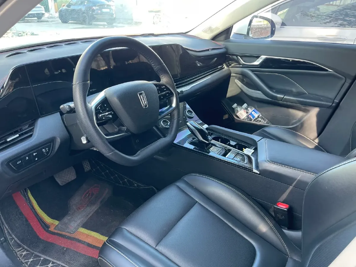 2021 Bestune B70 1.5T 169HP L4 7DCT,autocango,china used car exporter,china ev exporter,chinese used car exporter,chinese used ev exporter