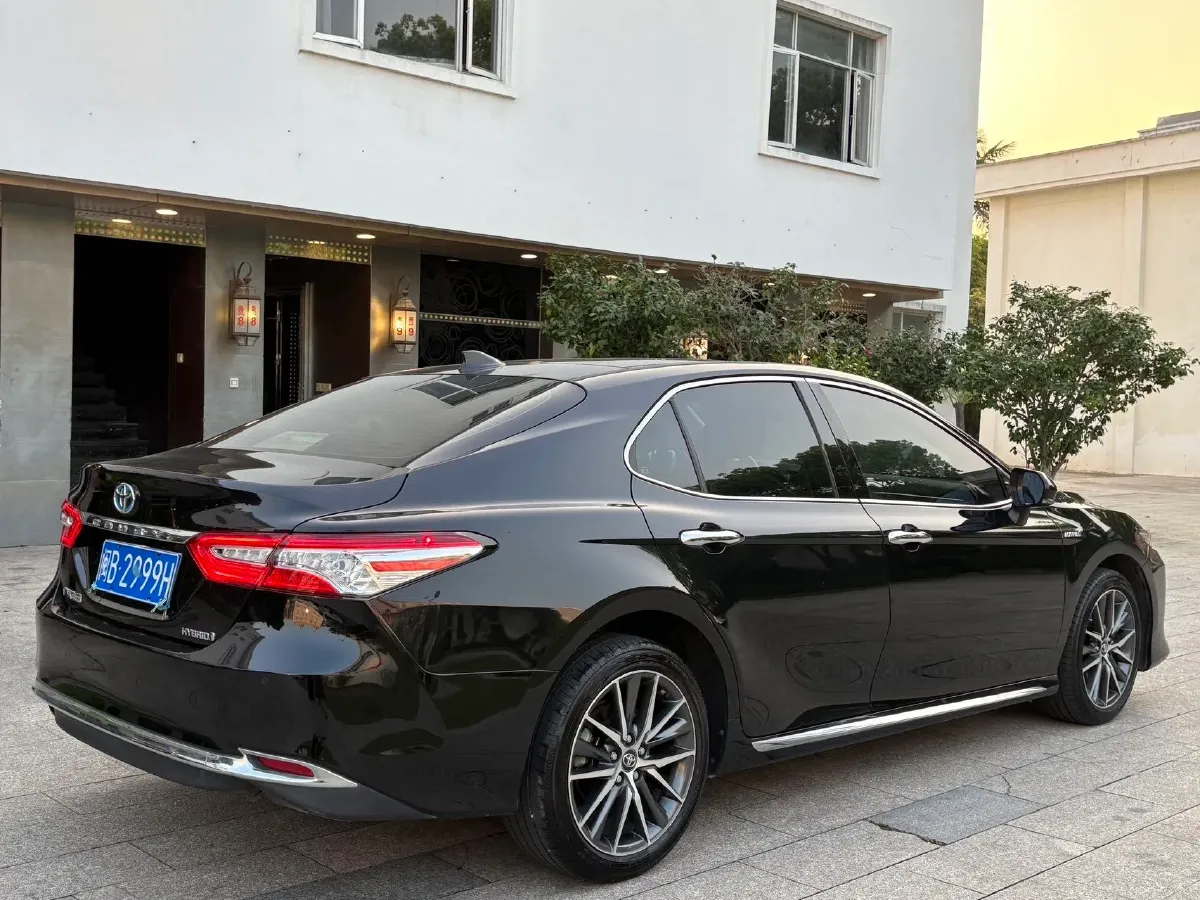 2023 Toyota Camry 2.5L 178HP L4 E-CVT Hybrid,autocango,china used car exporter,china ev exporter,chinese used car exporter,chinese used ev exporter