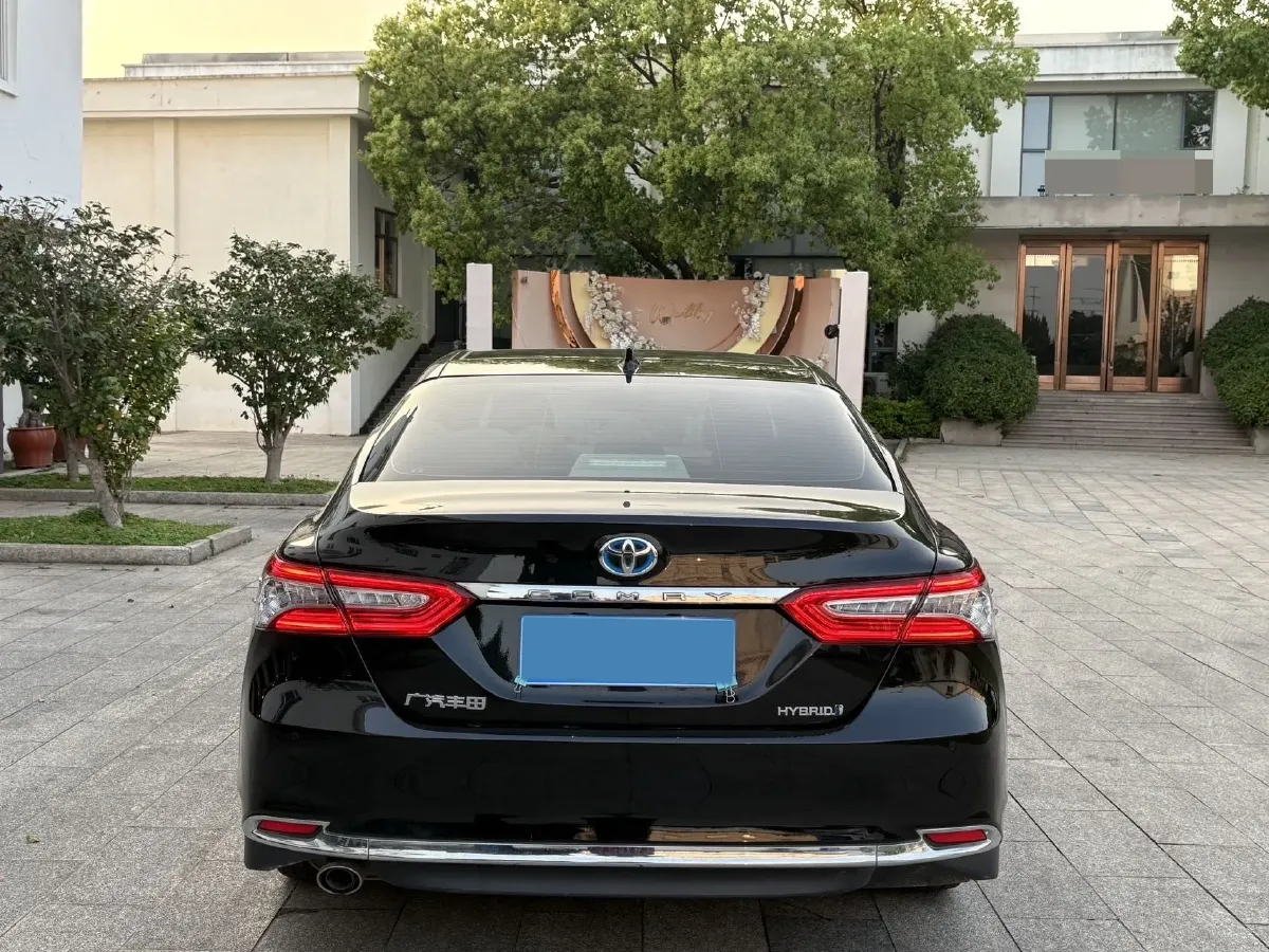 2023 Toyota Camry 2.5L 178HP L4 E-CVT Hybrid,autocango,china used car exporter,china ev exporter,chinese used car exporter,chinese used ev exporter