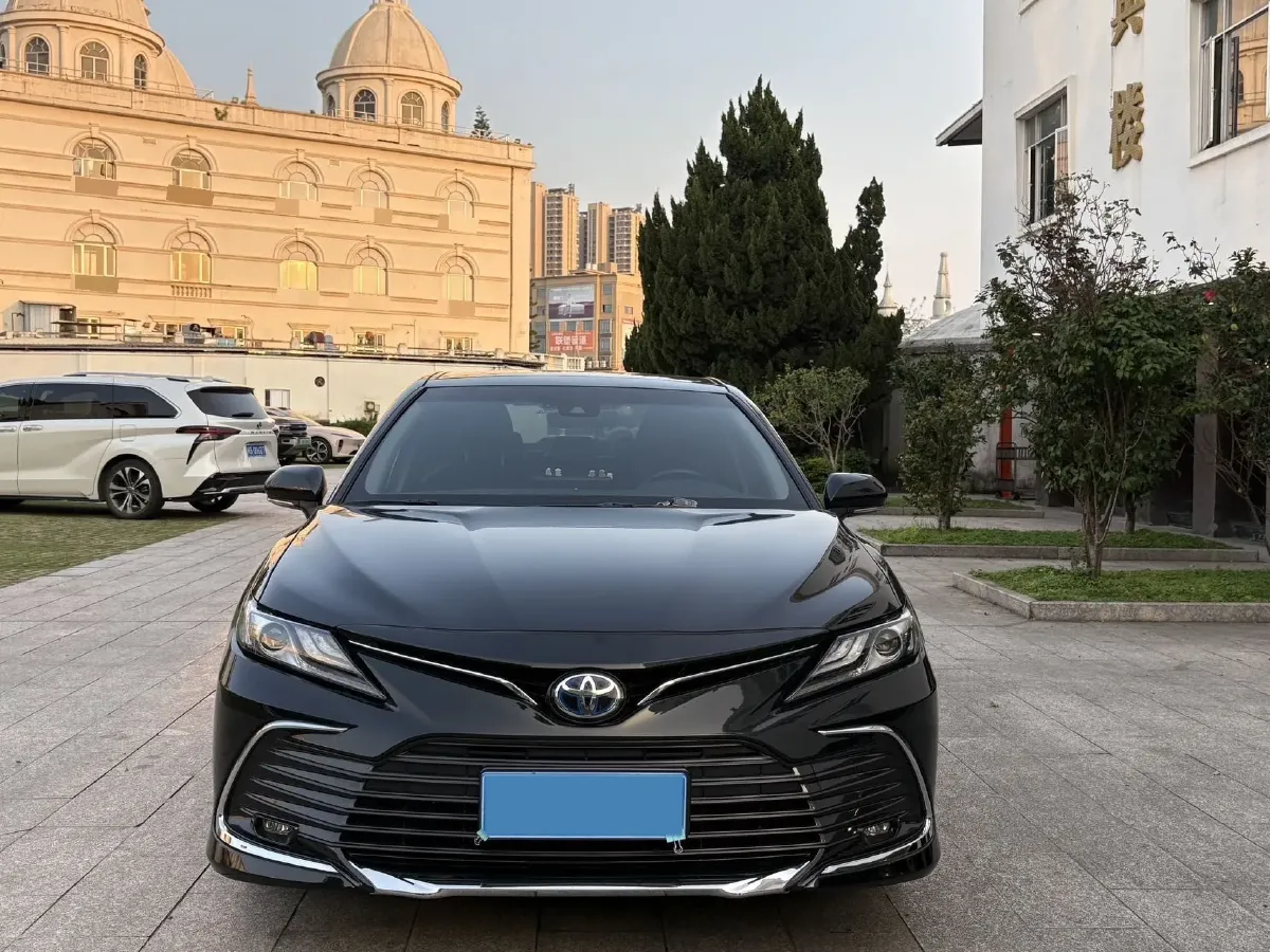 2023 Toyota Camry 2.5L 178HP L4 E-CVT Hybrid,autocango,china used car exporter,china ev exporter,chinese used car exporter,chinese used ev exporter
