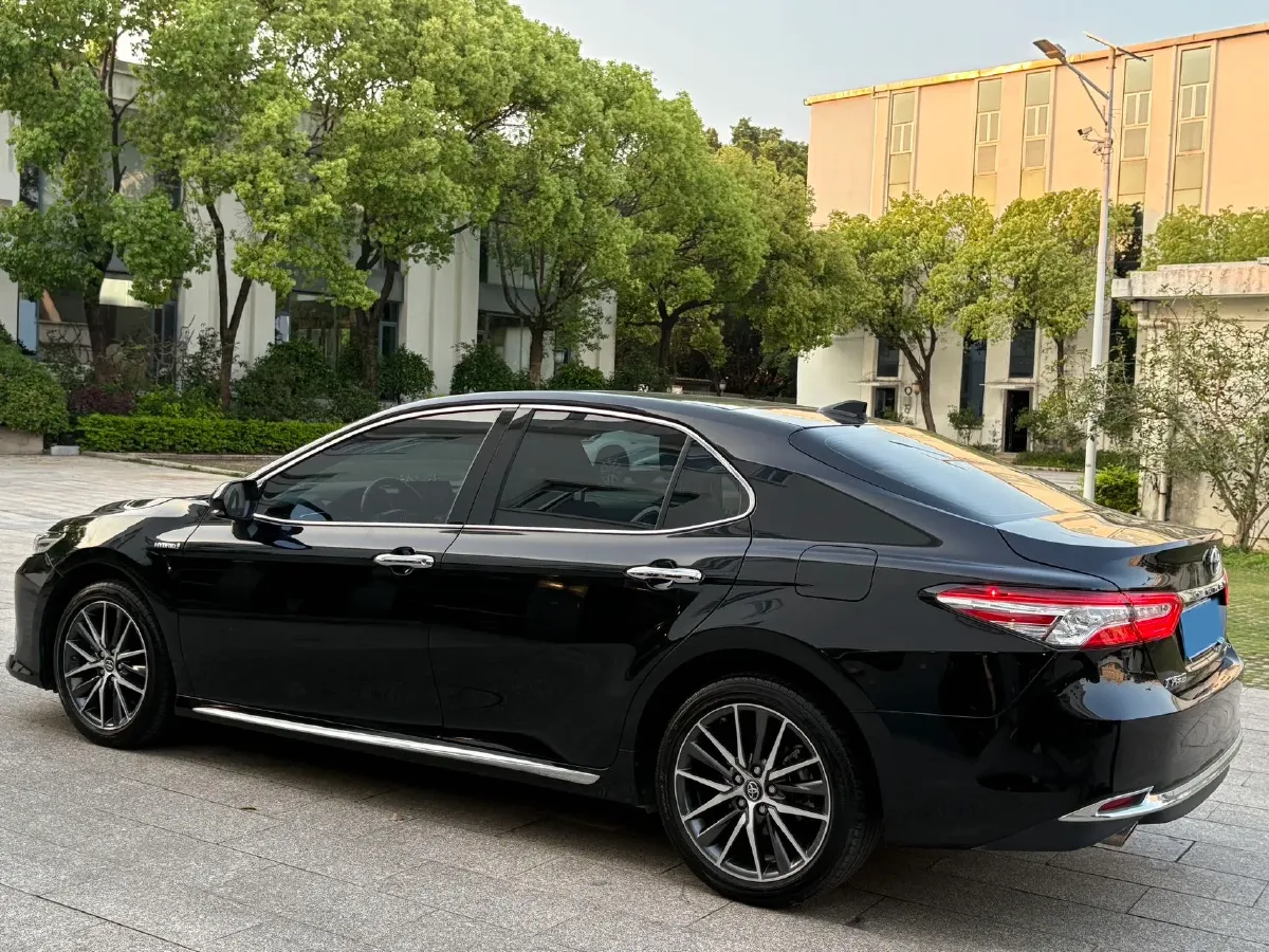 2023 Toyota Camry 2.5L 178HP L4 E-CVT Hybrid,autocango,china used car exporter,china ev exporter,chinese used car exporter,chinese used ev exporter