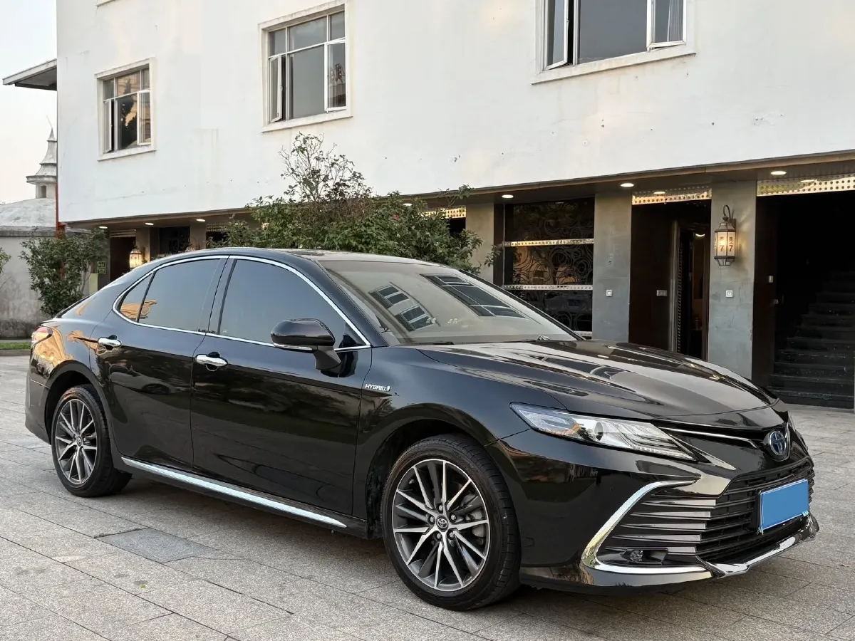 2023 Toyota Camry 2.5L 178HP L4 E-CVT Hybrid,autocango,china used car exporter,china ev exporter,chinese used car exporter,chinese used ev exporter