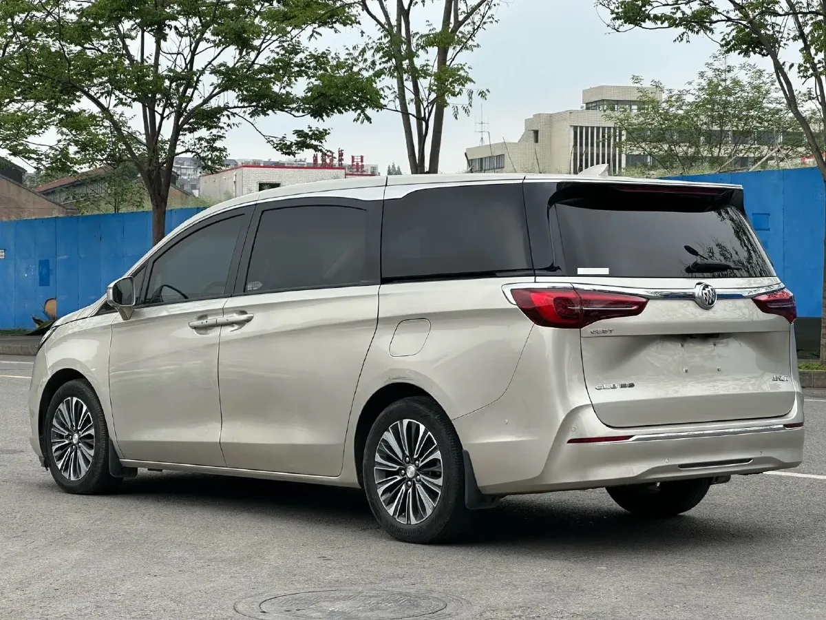2021 Buick GL8 2.0T 237HP L4 9AT,autocango,china used car exporter,china ev exporter,chinese used car exporter,chinese used ev exporter