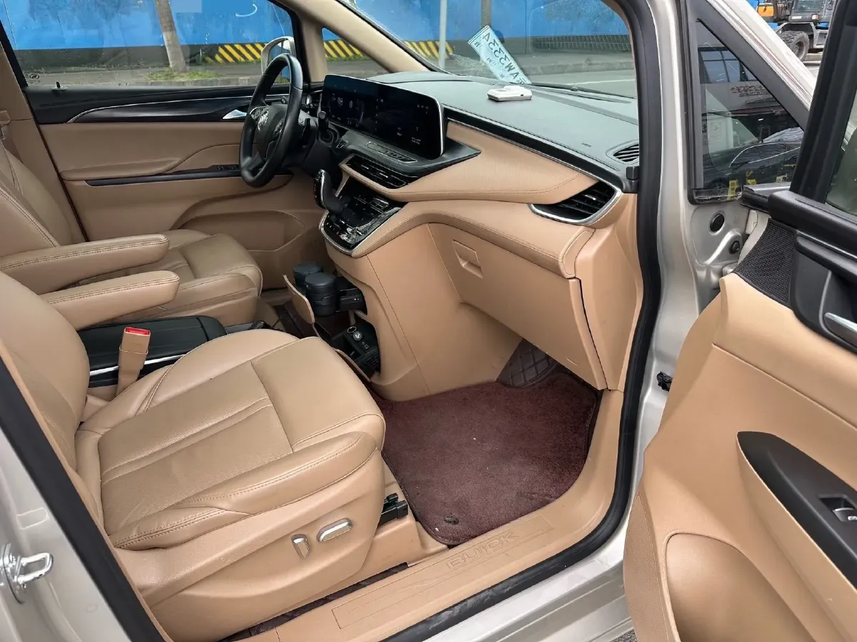 2021 Buick GL8 2.0T 237HP L4 9AT,autocango,china used car exporter,china ev exporter,chinese used car exporter,chinese used ev exporter