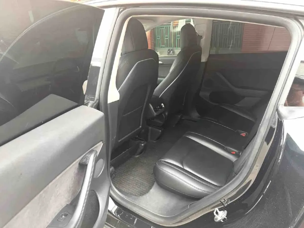 2021 Tesla Model Y BEV 60KWH,autocango,china used car exporter,china ev exporter,chinese used car exporter,chinese used ev exporter